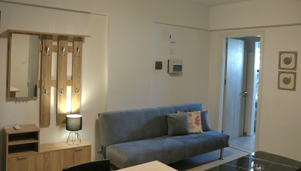 Фото Layiotis Hotel Apartments