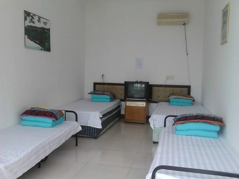 Фото Qinglongxia Pinfu Scenic Farm Stay