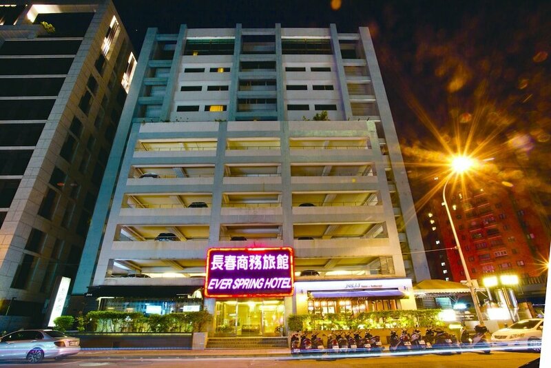 Гостиница Ever Spring Hotel в Тайбэе