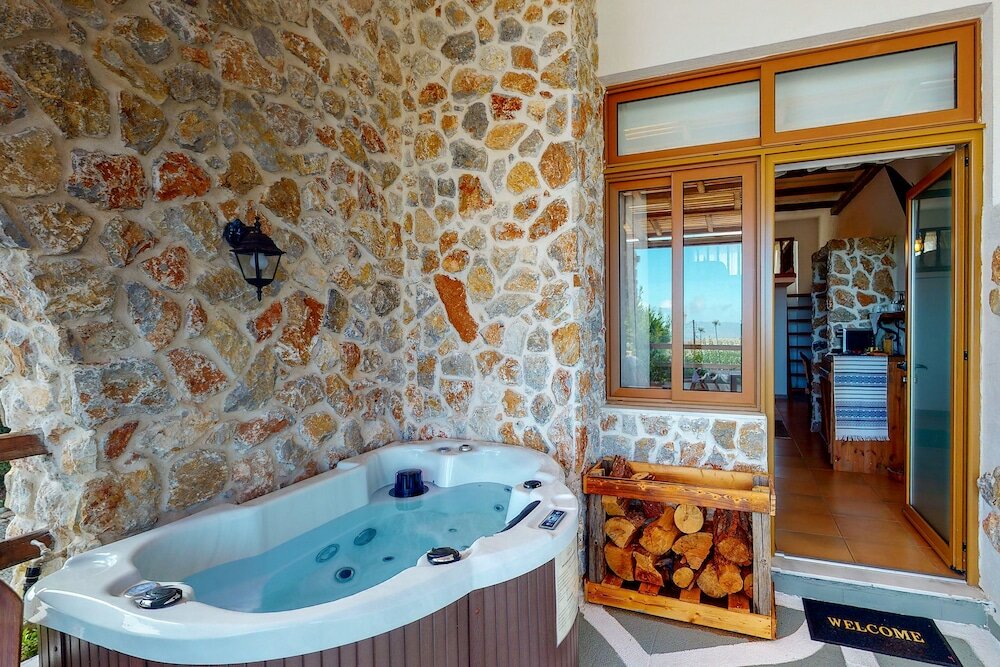 Фото Limeri Traditional Guest House