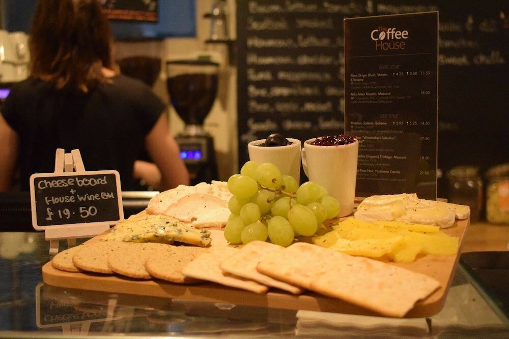 Фото The Coffee House Hotel