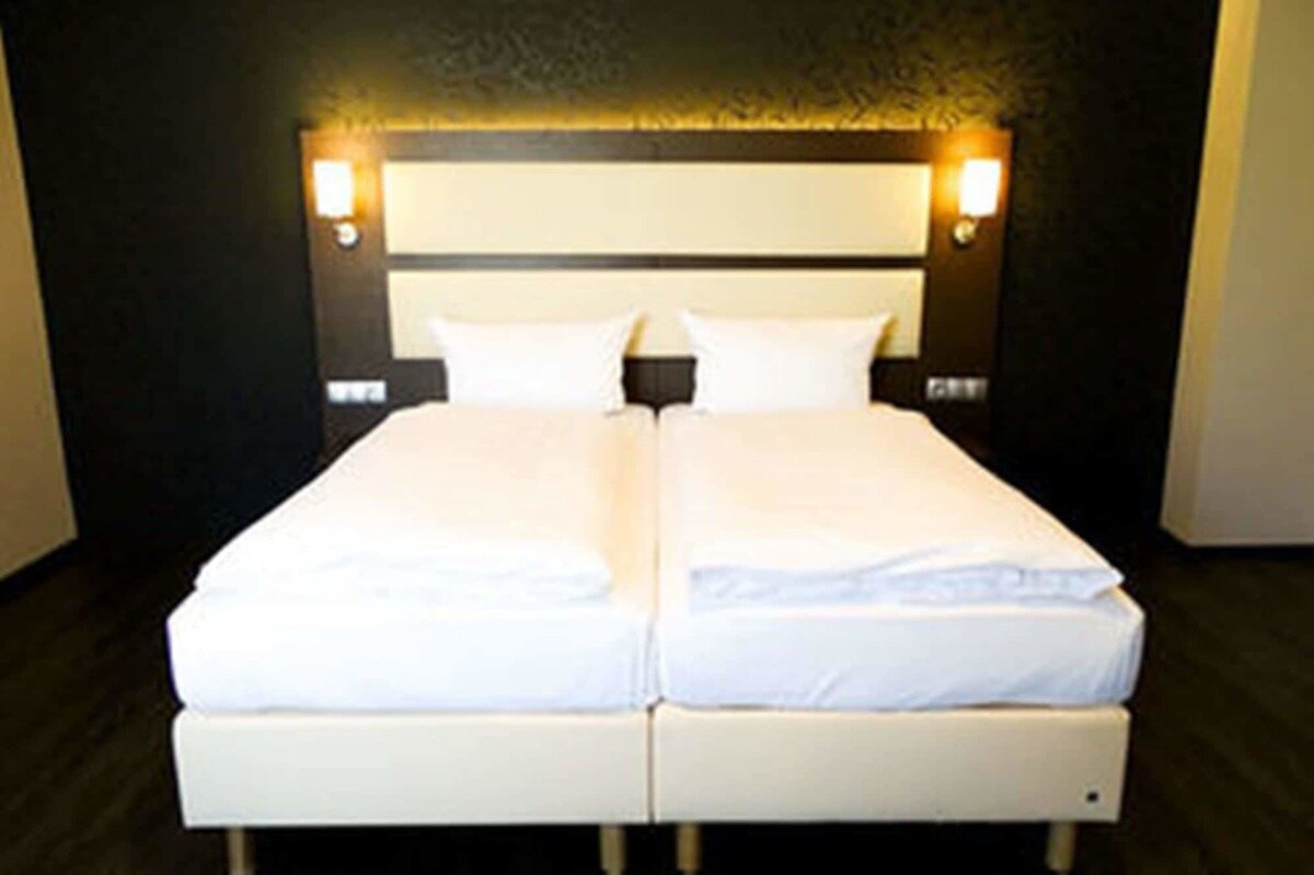 Фото Plaza Inn Hamburg Moorfleet