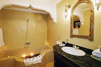 Фото Гостевой дом Riad Mille Et Une Nuits