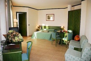 Фото Park Hotel Imperatore Adriano