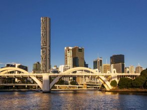 Фото Meriton Suites Herschel Street