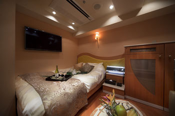 Фото Hotel Sulata Shibuya Dogenzaka - Adults Only