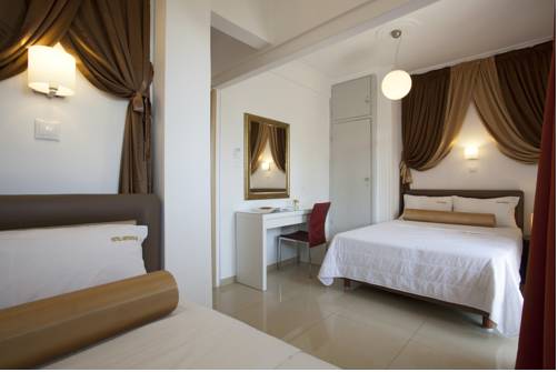 Фото Metropolis Hotel