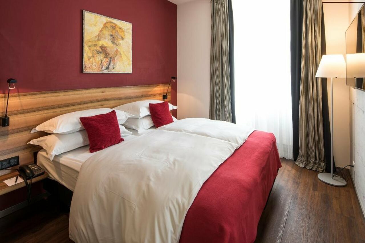 Фото Central Plaza Zurich