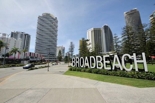 Гостиница Ultiqa Beach Haven At Broadbeach в Голд-Кост