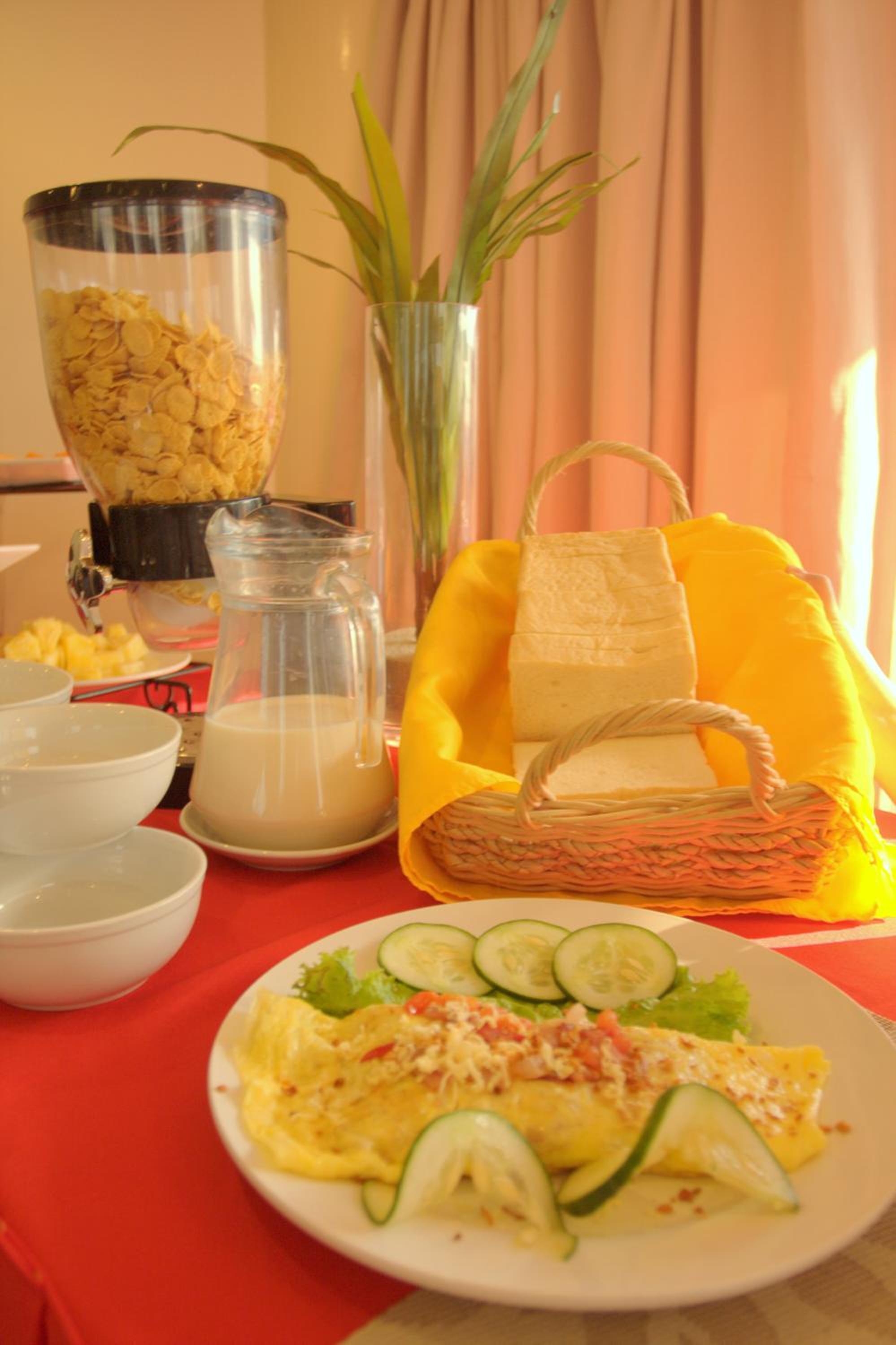 Фото Prince Plaza II Hotel