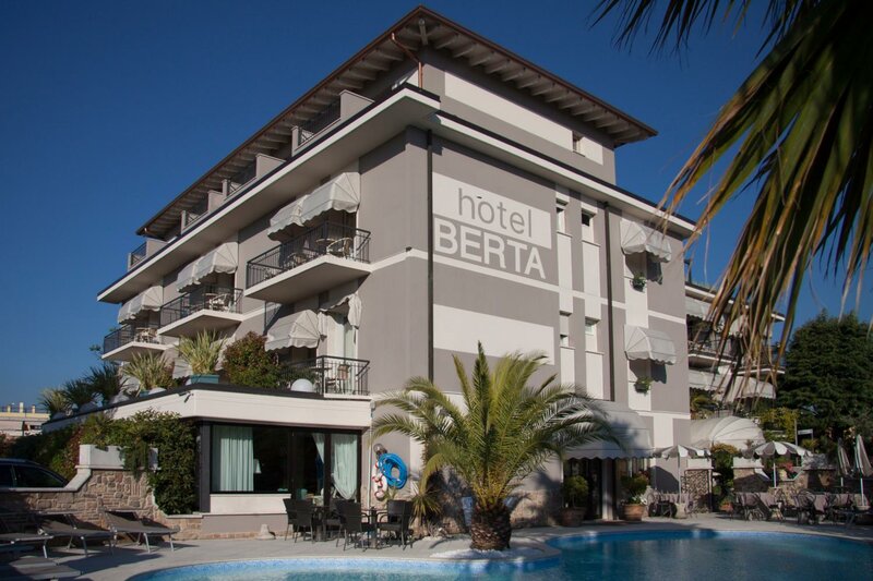 Гостиница Hotel Berta в Дезенцано-дель-Гарда