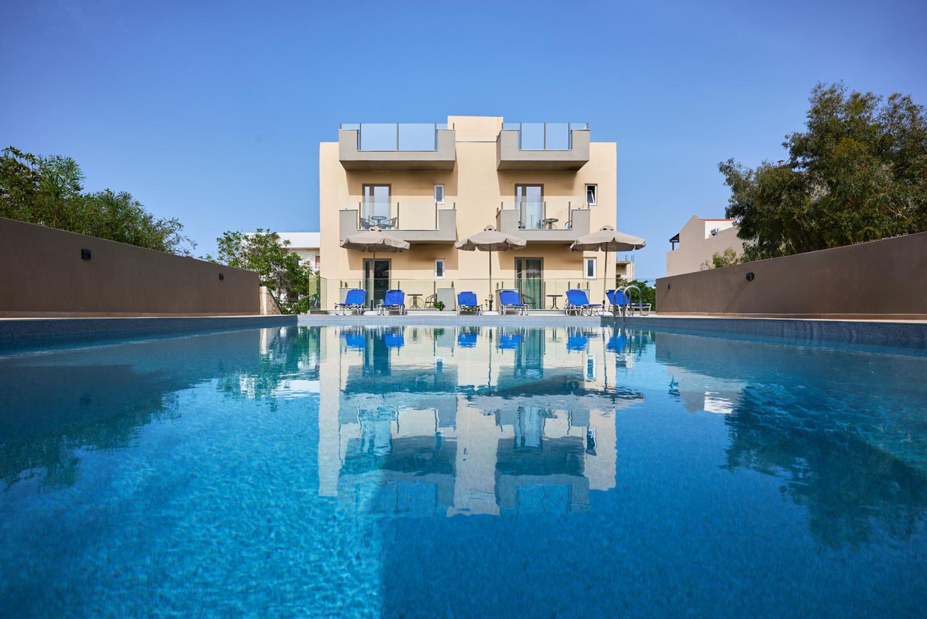 Фото Acropolis Apartments