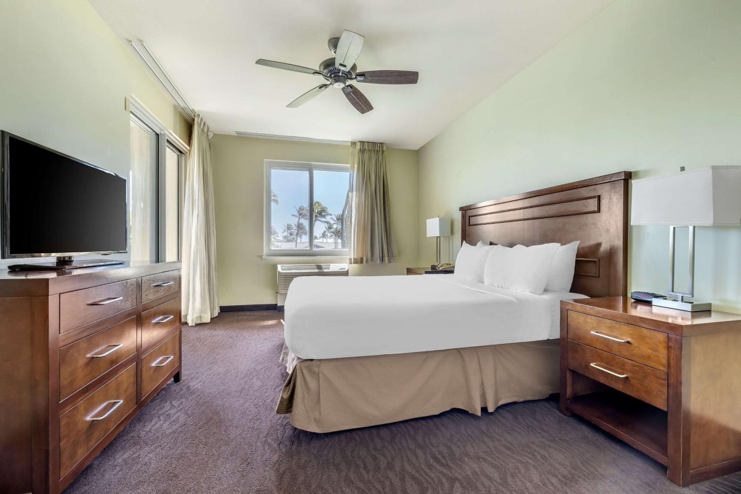 Фото Hilton Vacation Club The Point At Poipu Kauai