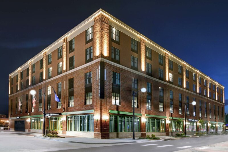 Гостиница Courtyard by Marriott Manhattan