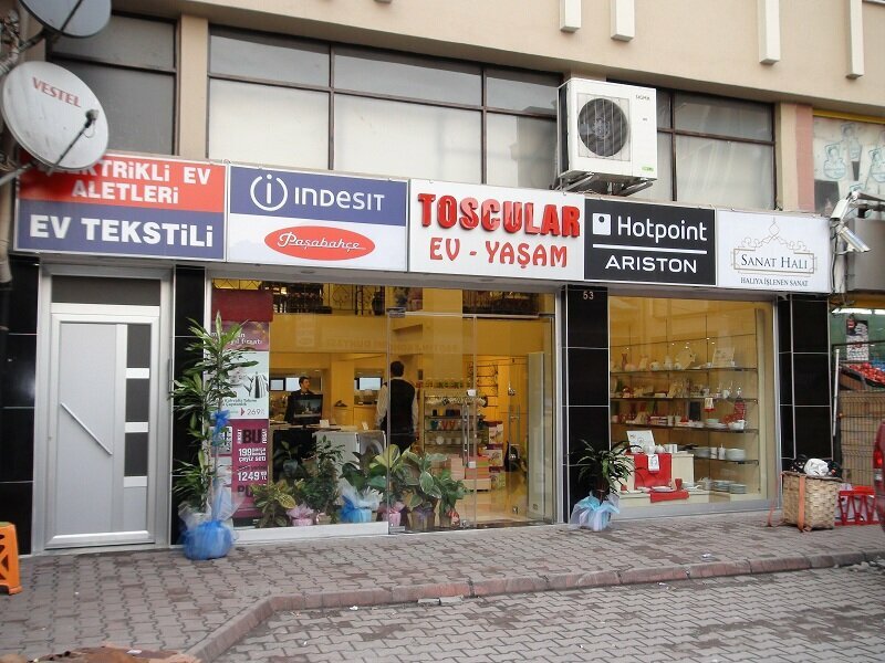 Electronic goods store Toscular, Bartin, photo