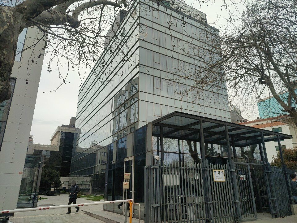 شبكات صيانة الكهرباء Ck Boğaziçi Elektrik Genel Müdürlük ، اسطنبول، صورة