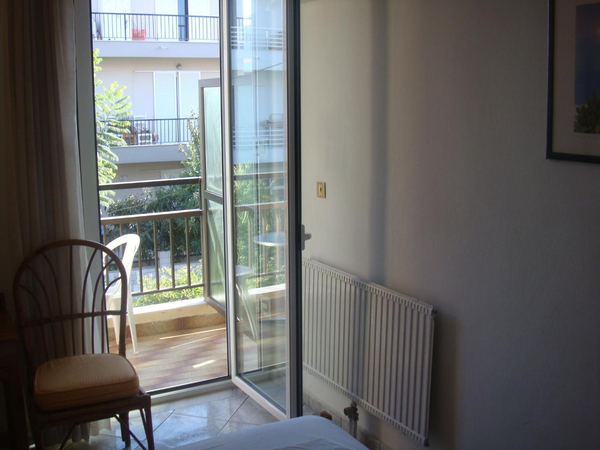 Фото Karis Hotel