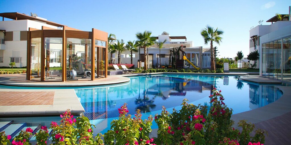 Real estate agency Remax System Side, Manavgat, photo