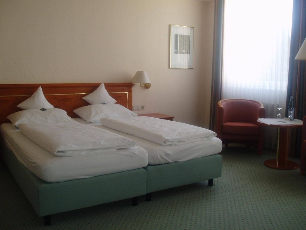 Фото Hotel Niedersaechsischer Hof