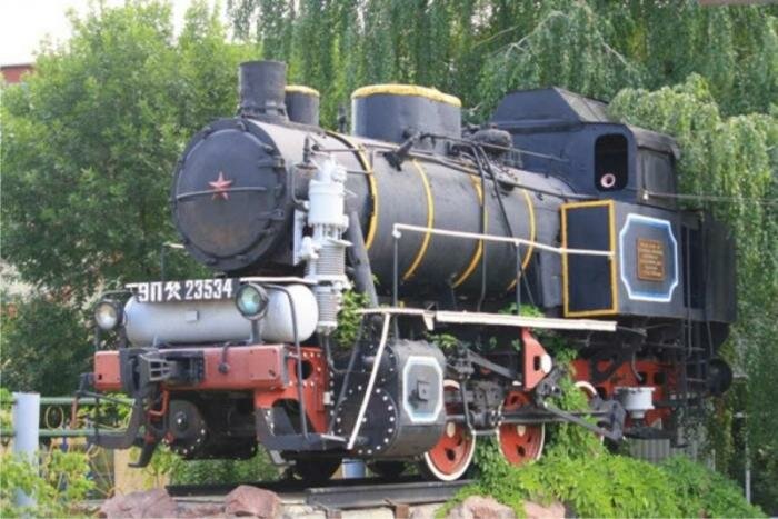 نصب للتكنولوجيا Паровоз-памятник 9П 23534 ، ، صورة