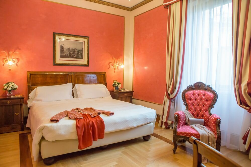Due Torri Hotel, гостиница, Италия, Верона, Piazza Sant Anastasia 4 — Яндек...
