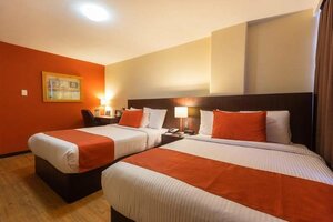 Гостиница Comfort Inn San Luis Potosi