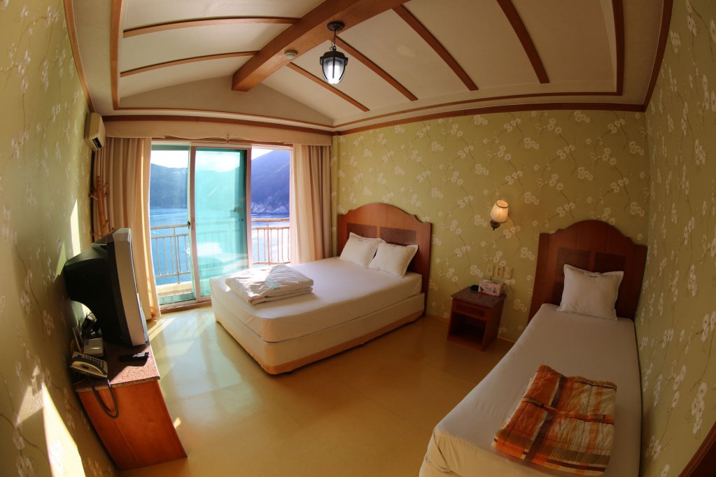 Фото Jangsungpo Beach Hotel