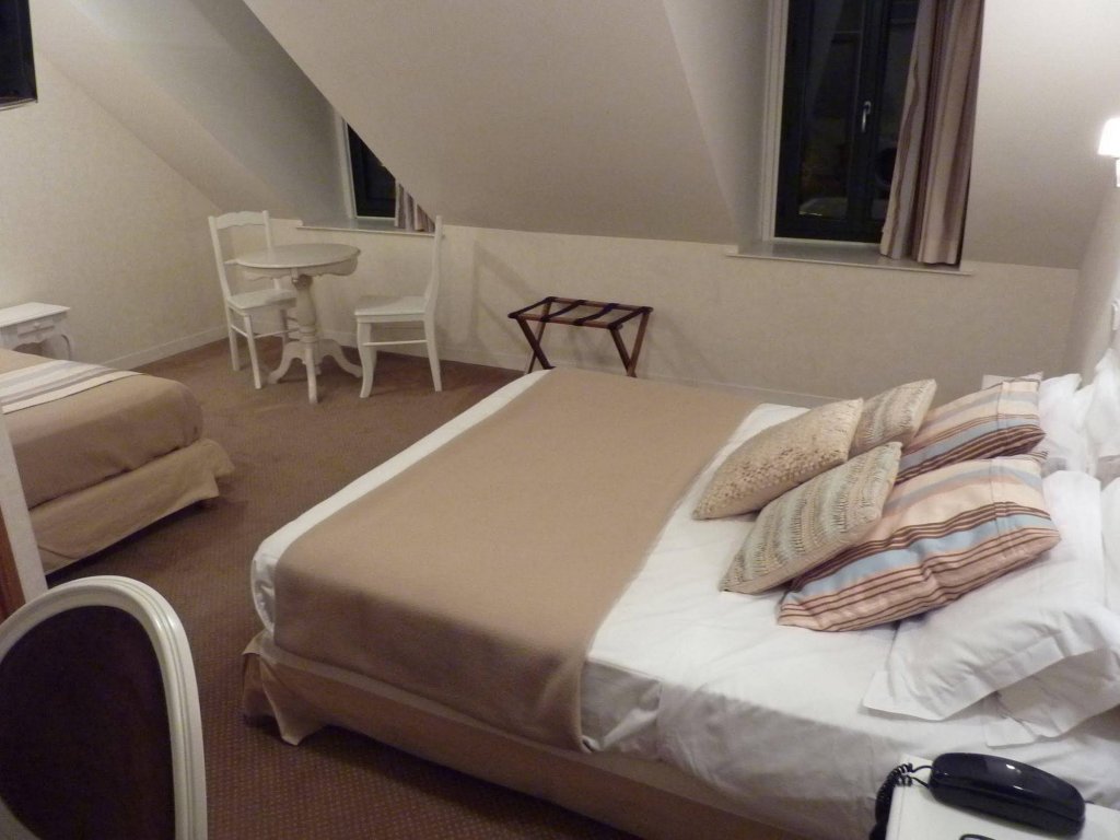 Фото Hôtel Saint Jean