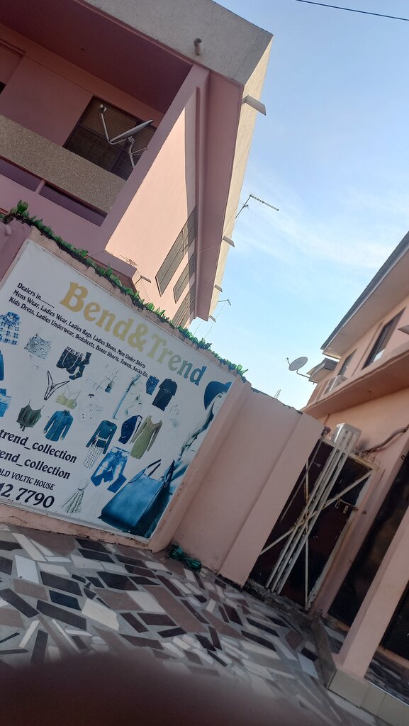 Clothing store Bend&Trend, Accra, photo