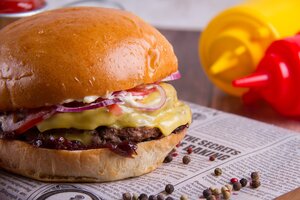 Hochy Burger (rabochiy posyolok Sverdlovskiy, Molodyozhnaya ulitsa, 2), fast food