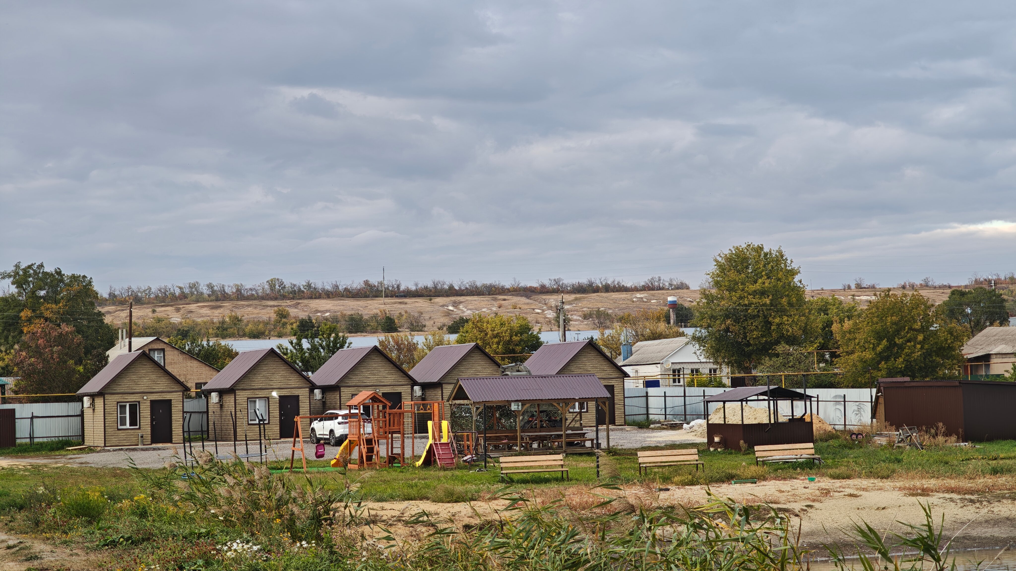 Фото Домики у Пруда