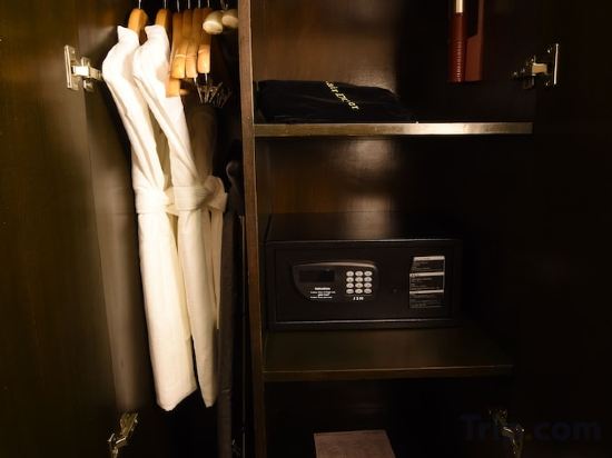 Фото Best Western Chinatown Hotel