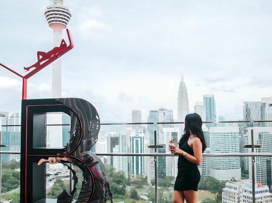 Фото Ceylonz Suites Klcc by Mana-Mana