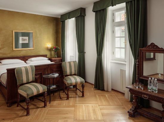 Фото Roma Prague