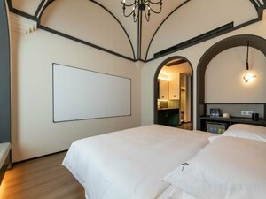 Camon ChengJing Designer Hotel (16th Floor, Building 11, Liliang Yingtong Plaza, Tiyu South Road), hotel