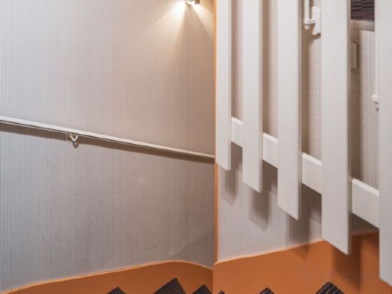 Фото Hôtel Le Petit Paris