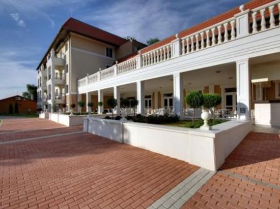 Фото Arcanum Hotel