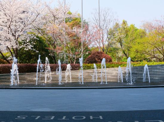 Фото 18695624271