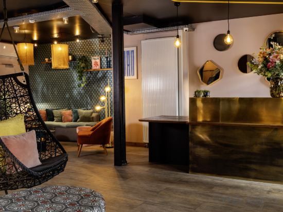 Фото Maxim Folies