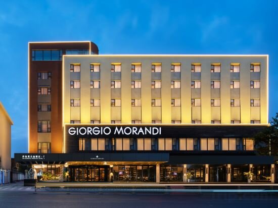 Hotel The GiorgioMorandi Hotels F, Jinan, photo