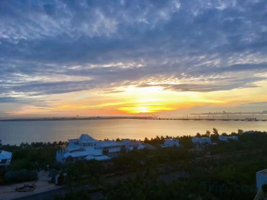 Фото Holiday Inn Haikou West Coast