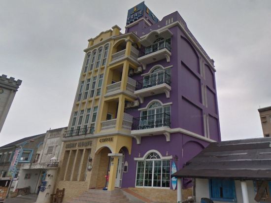 Фото Lighthouse Hostel