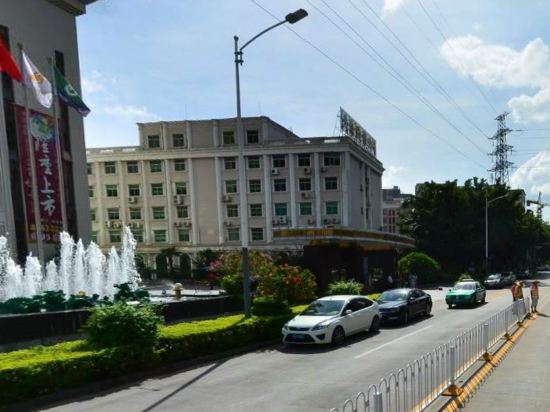 Фото отеля 2