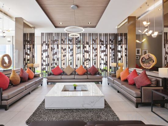 Фото Altera Hotel and Residence