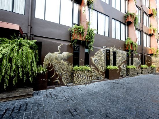 Фото Dhevi Bangkok Hotel