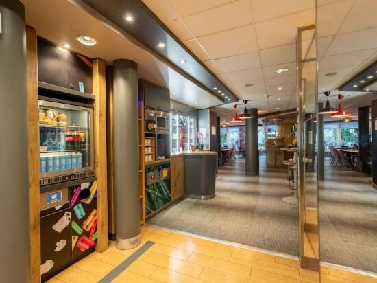 Фото Ibis Paris Porte de Vanves Parc des Expositions