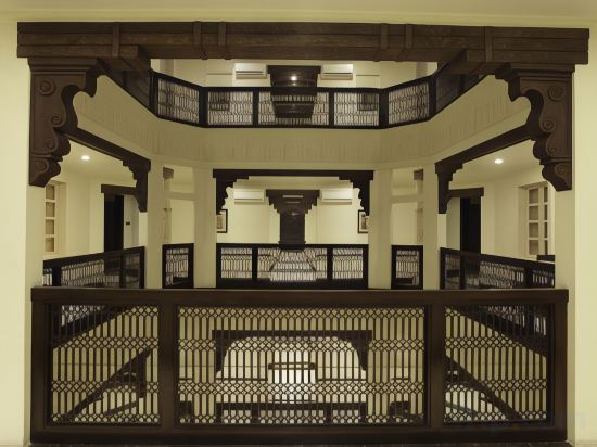 Фото Heritage Luxury Suites- All Suite hotel