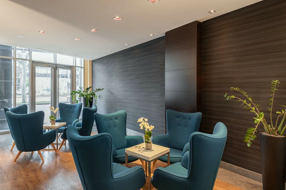 Фото NH Danube City