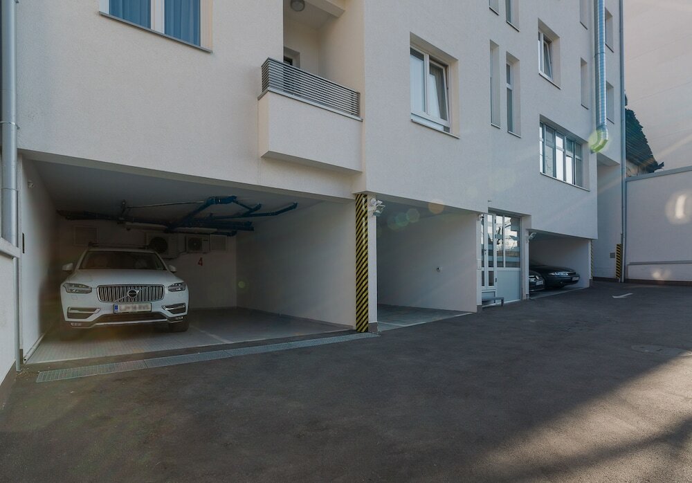 Фото Sky Garny Hotel Belgrade