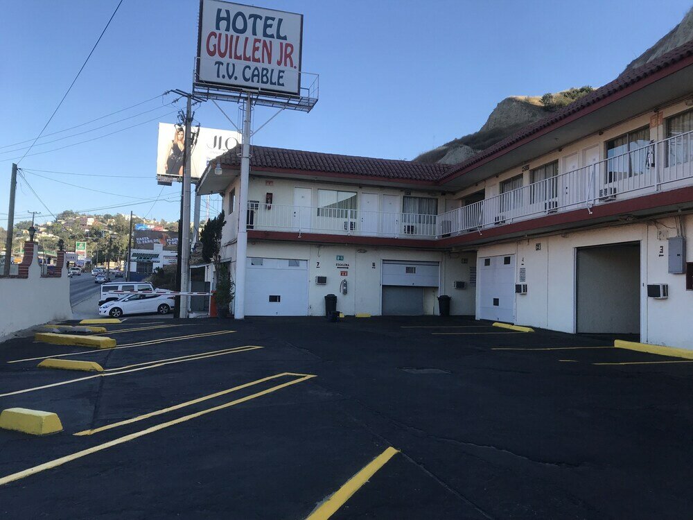 Фото Hotel Guillen Jr